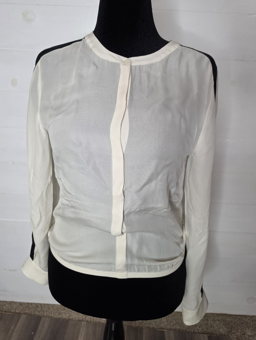 A.L.C. 100% Silk Colorblock Blouse Ivory Black Quiet Luxury Minimalist Chic. XS